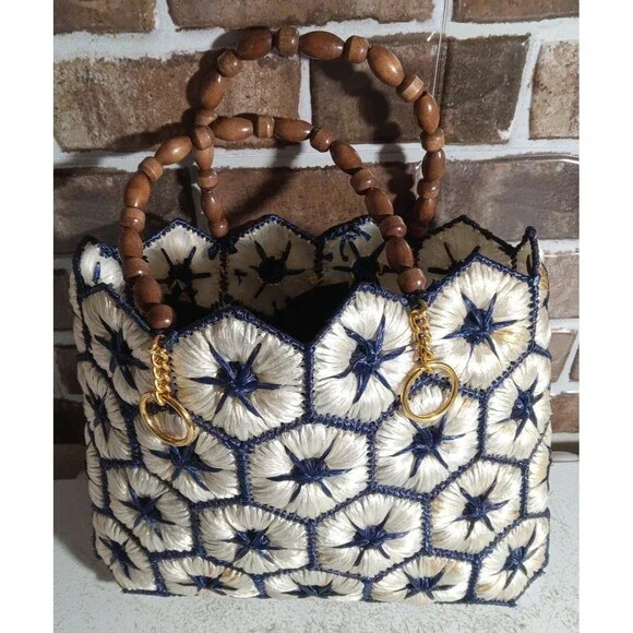 Vintage Straw Woven Blue Star Handbag - Picture 2 of 12